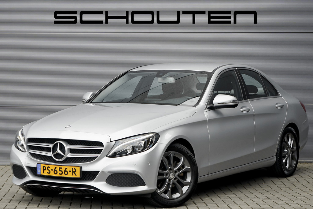57086582